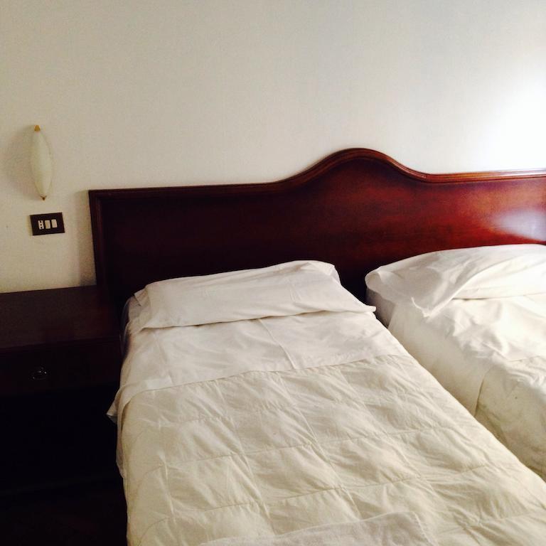 Hotel Medea Mailand Zimmer foto